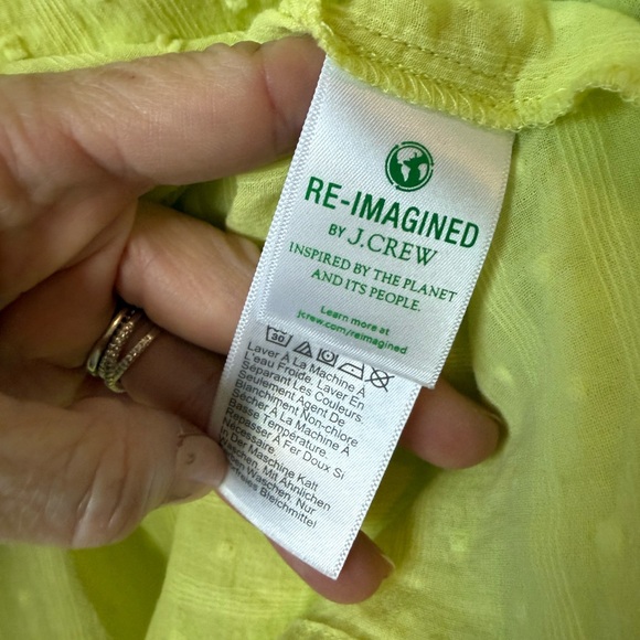 J. Crew lime Textured v-neck lightweight Blouse size large - Picture 6 of 9